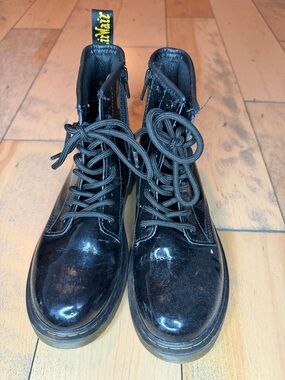 Ok new Doc Martens Black Patent Combat Boots with Yellow Stitching size 5